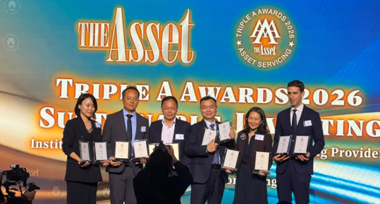 Deutsche Bank team receives the Triple A Awards 2026